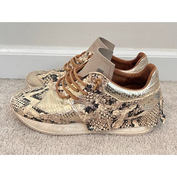 ESSEutESSEMetallic Python Print Lamb Leather Fringe Running Sneaker Gold 39 - Picture 7 of 10
